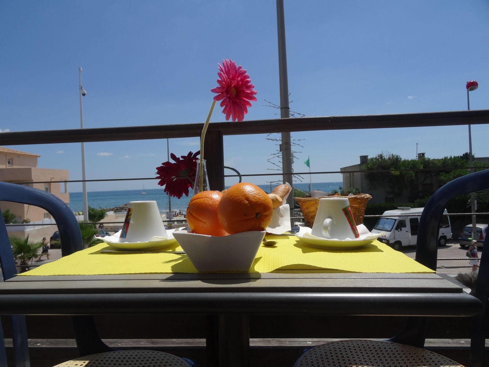 Le Grand Large Bord De Mer Hotel & Appartements Palavas-les-Flots Esterno foto